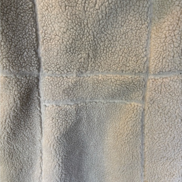 L.L. Bean Mountain Pile Sherpa Jacket - Picture 13 of 16